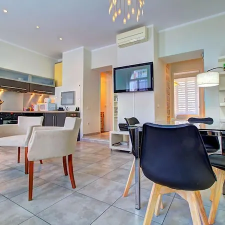 Alc - Car40 - 11 Min Palais - Beaches Apartment *
